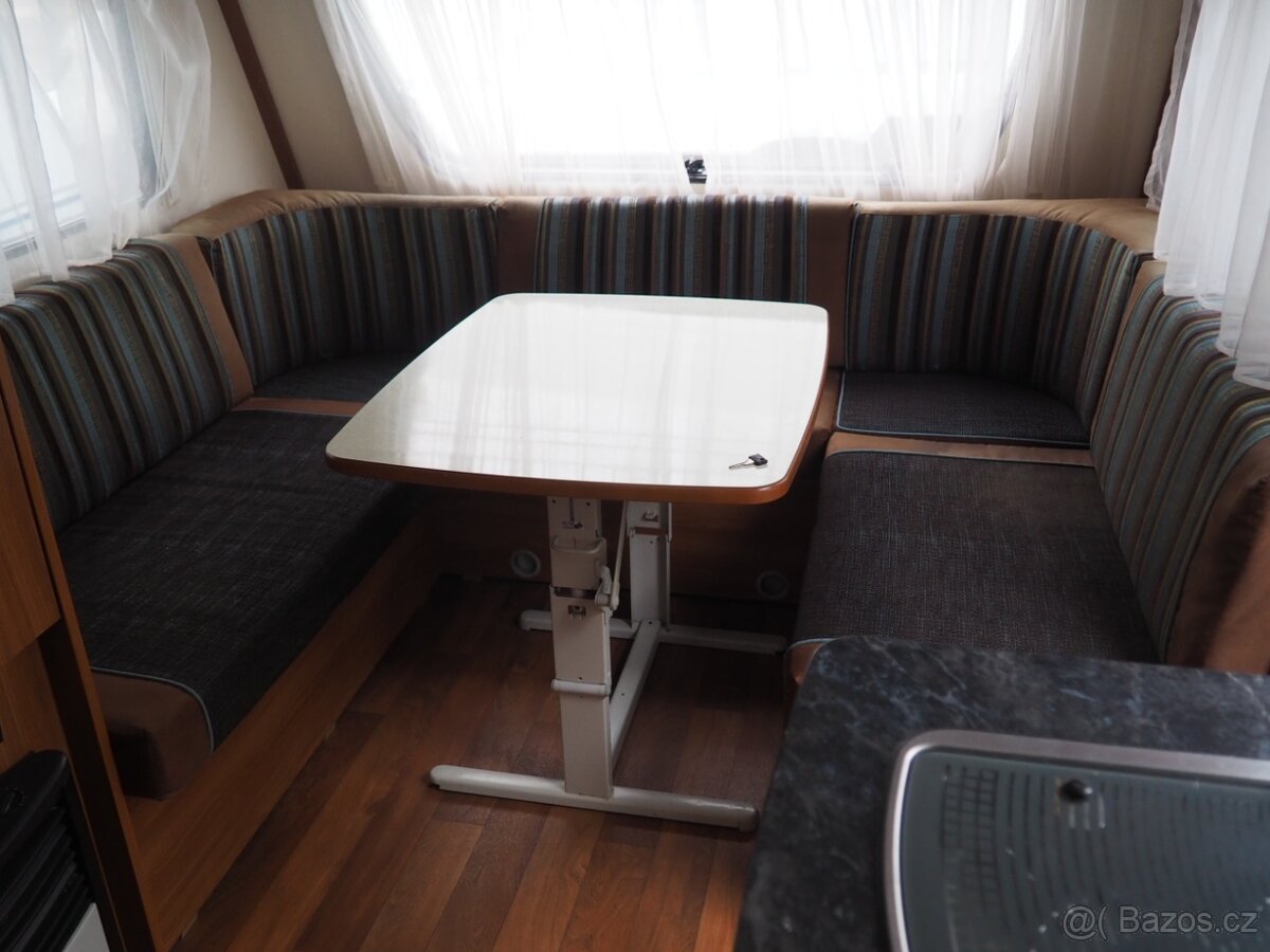 2011 Dethleffs Nomad EL3 spaní pro 4 osoby - 9