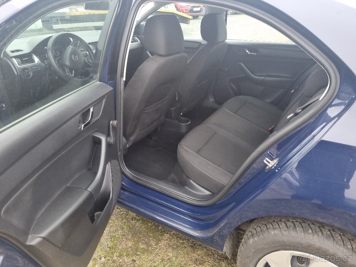 skoda rapid 1.2tsi - 9