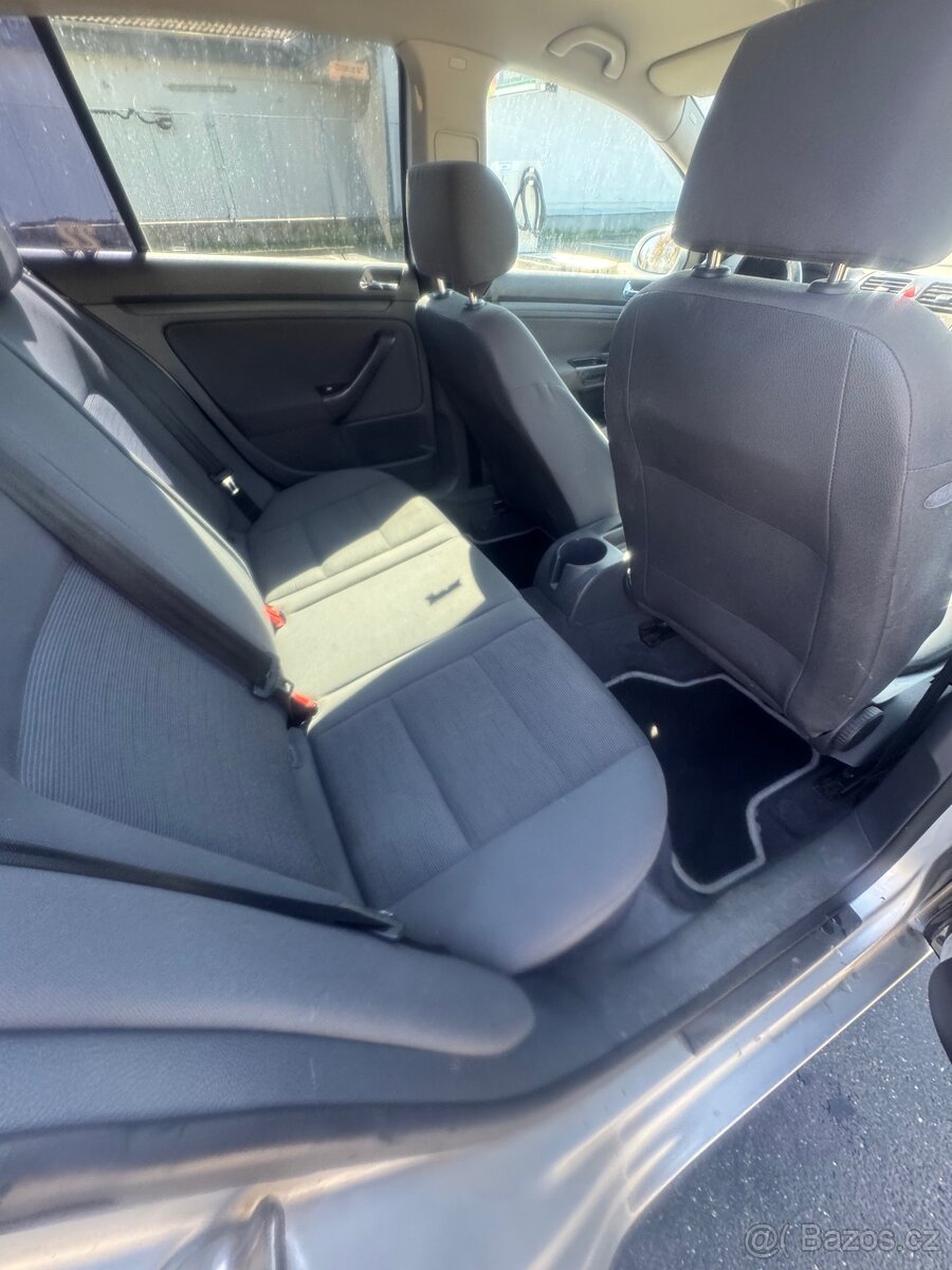 Prodám VW Golf V 1.9 TDI - 9