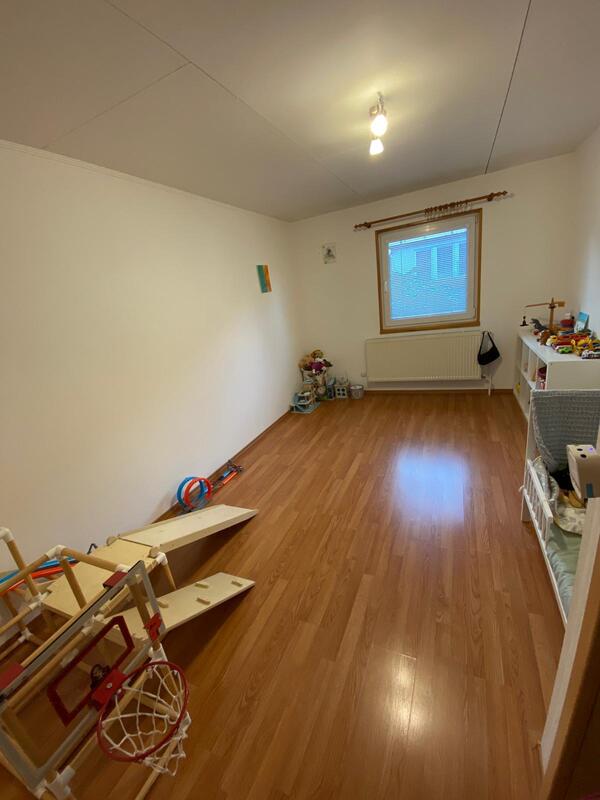 Nabízím pronájem velmi pěkného bytu 3+1 s terasou a zahradou - 9