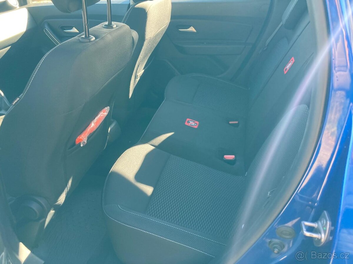 DACIA DUSTER 1,3TCe 96kW 4X4 1. MAJITEL RV 2022 - 9