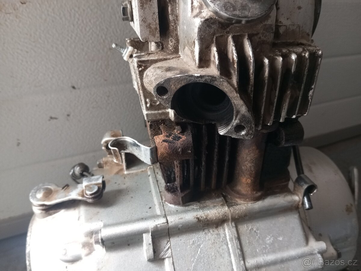 JAWA BETKA MOTOR - 9