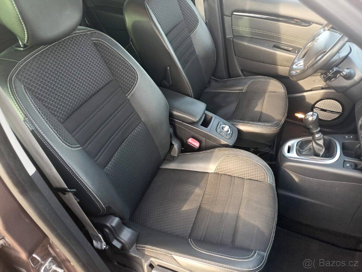 Renault Grand Scénic, 1,5 DCi 81 kW - 9