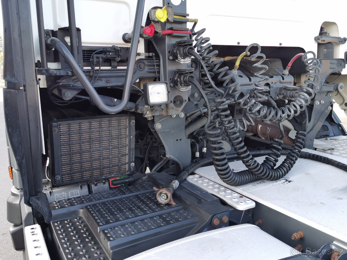 Prodám tahač návěsů SCANIA R450 EURO 6 E jednnokruhová hydr. - 9