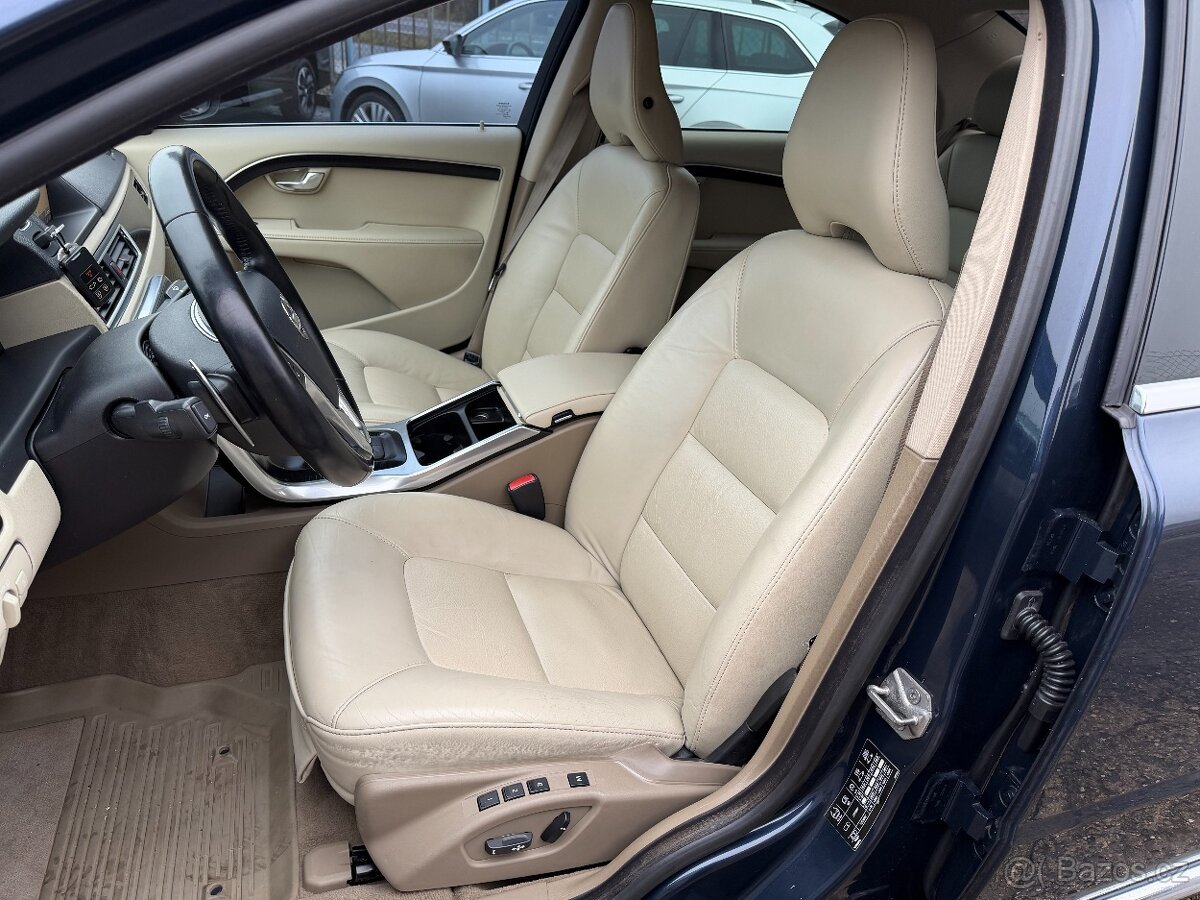 Volvo S80, 2.4 D5 158kW AUTOMAT, KŮŽE - 9