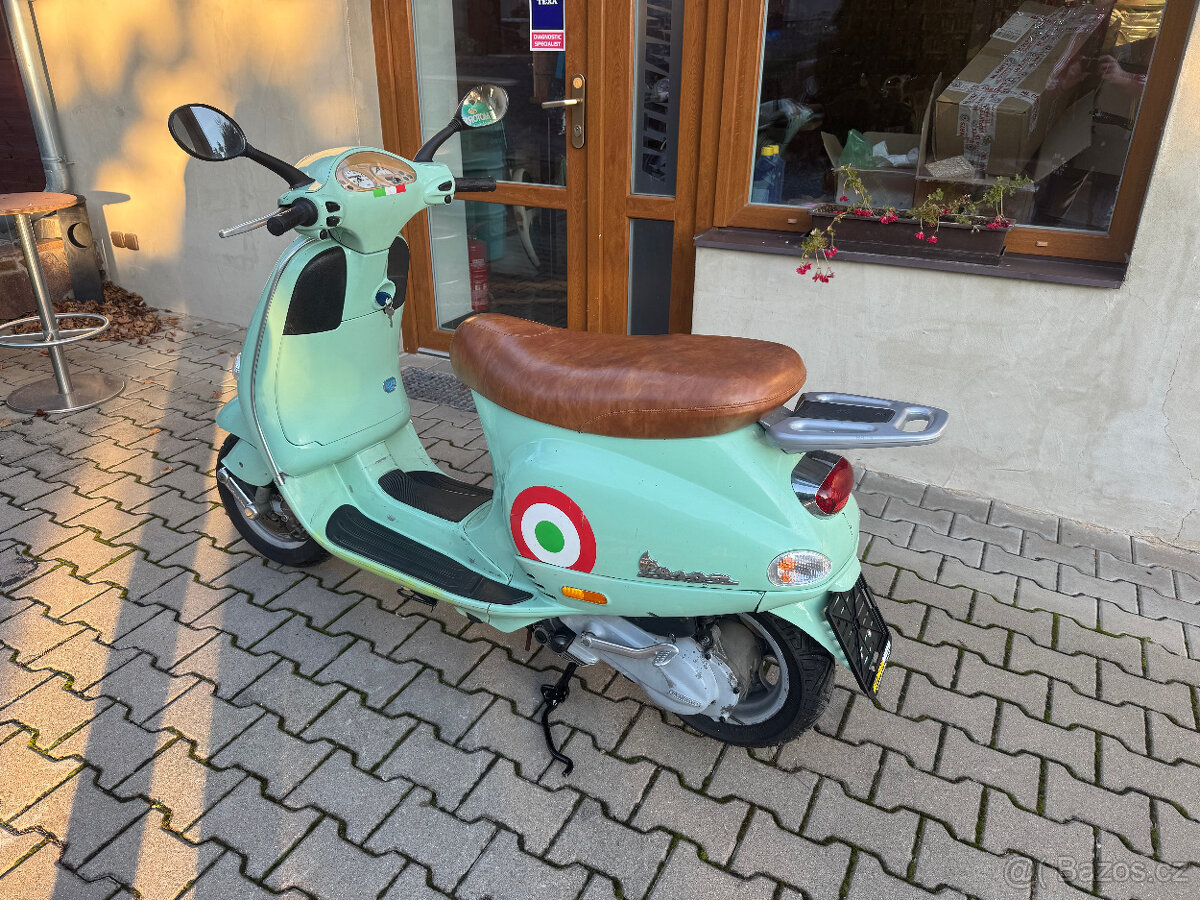 Piaggio Vespa ET4 125 - 9