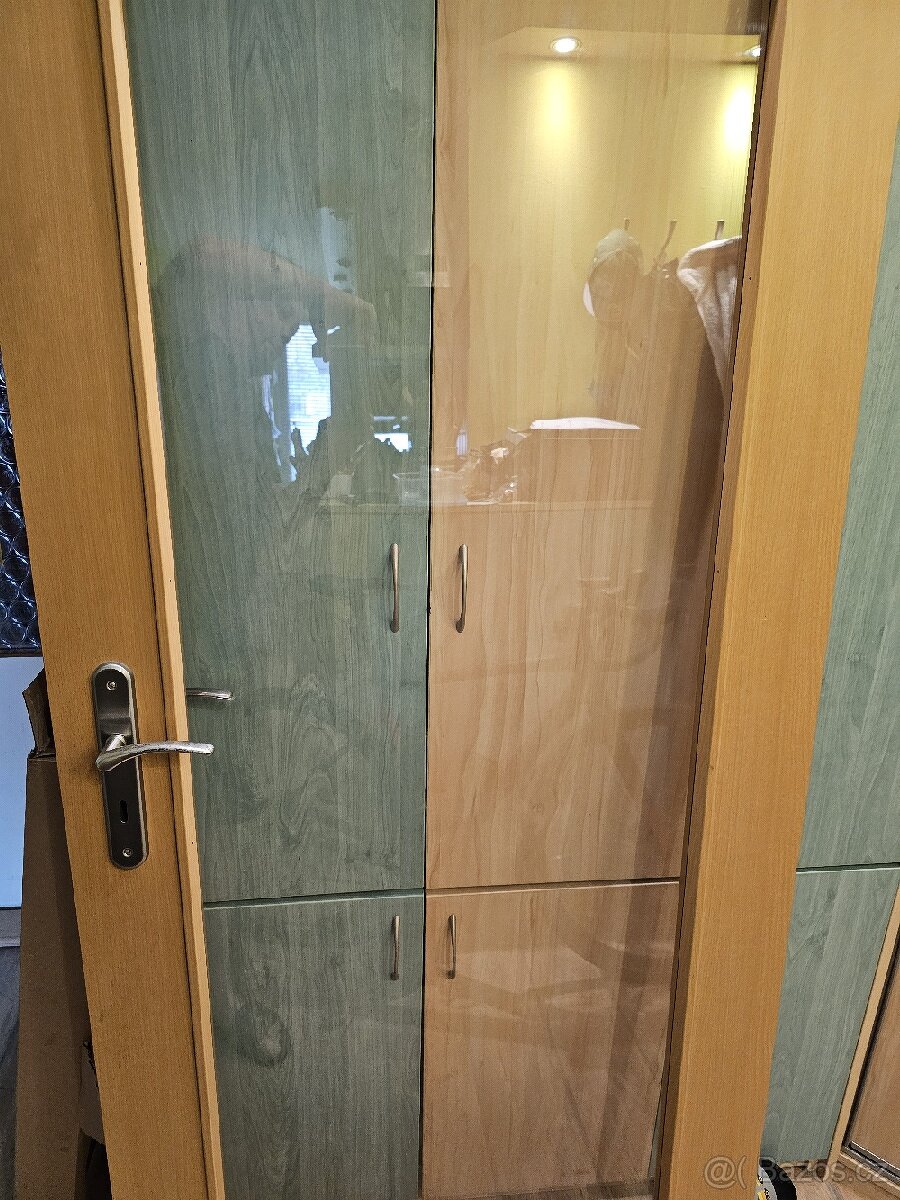 PRODÁM 3X POKOJOVÉ DVEŘE 70CM - 9