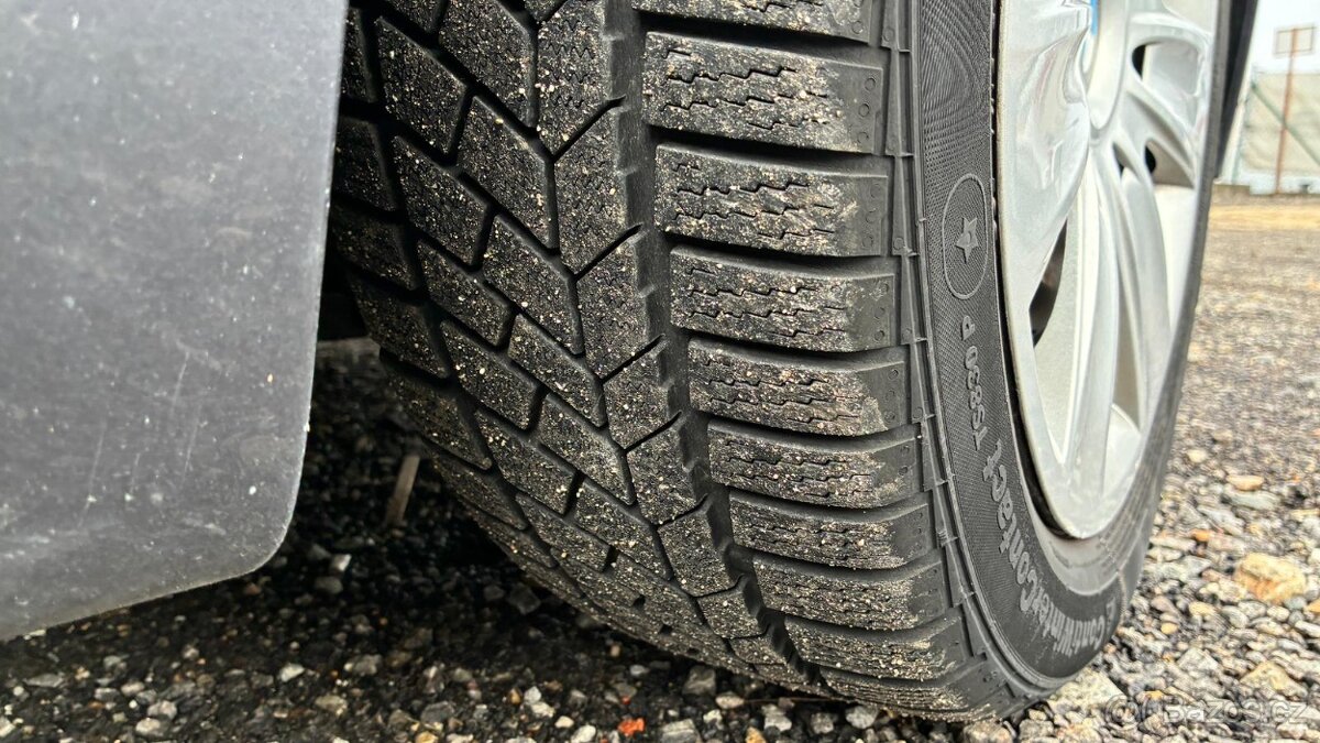 BMW 116i (E87) 1.6 85 kW - 9