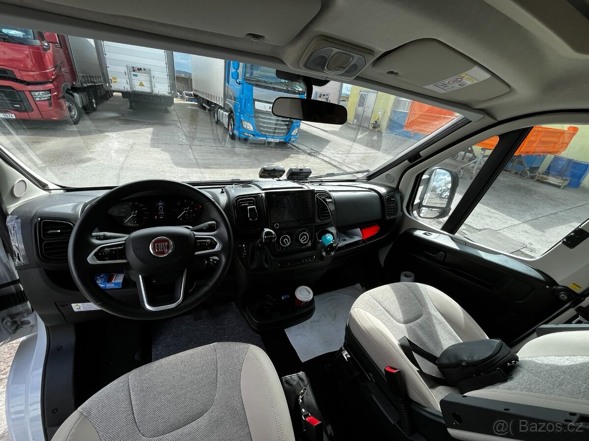 Adria Coral XL 670 SL - 9