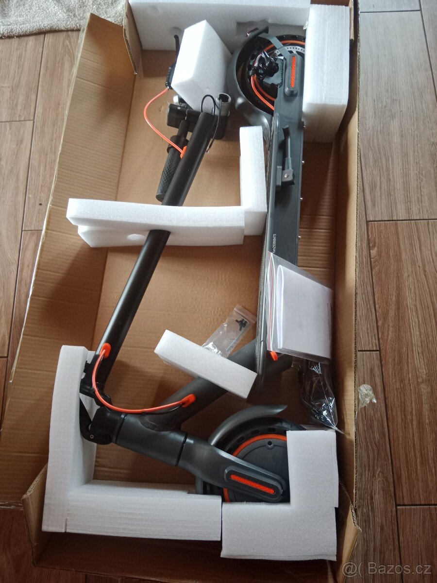 Koloběžka elektrická - 9