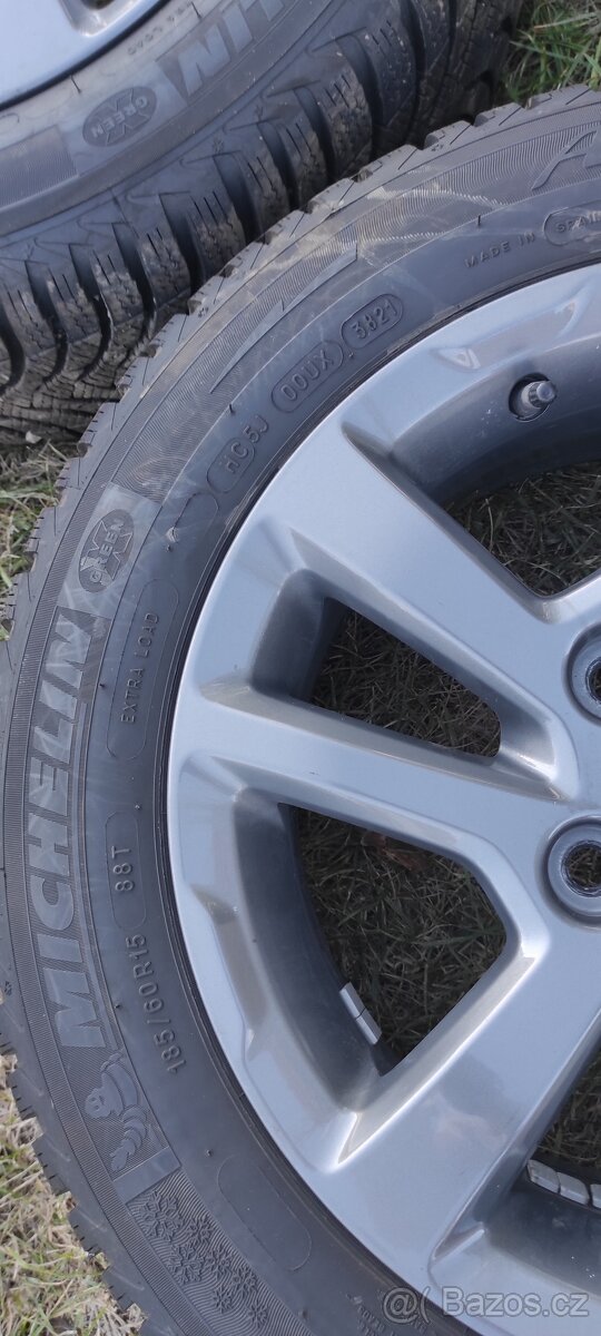 Alu kola 4x108 R15 185/60 zimní - 9