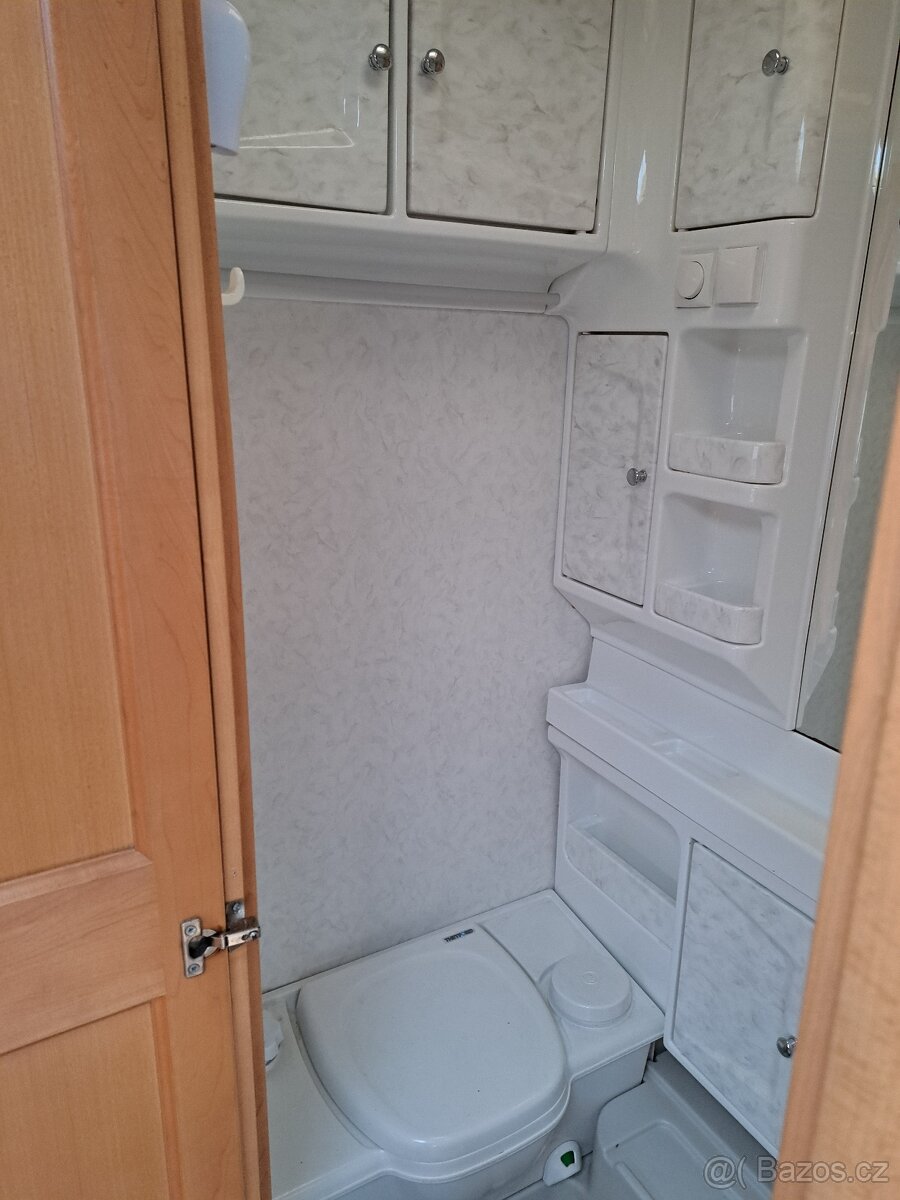 Obytný přívěs, karavan HOBBY exclusive 560 - 9