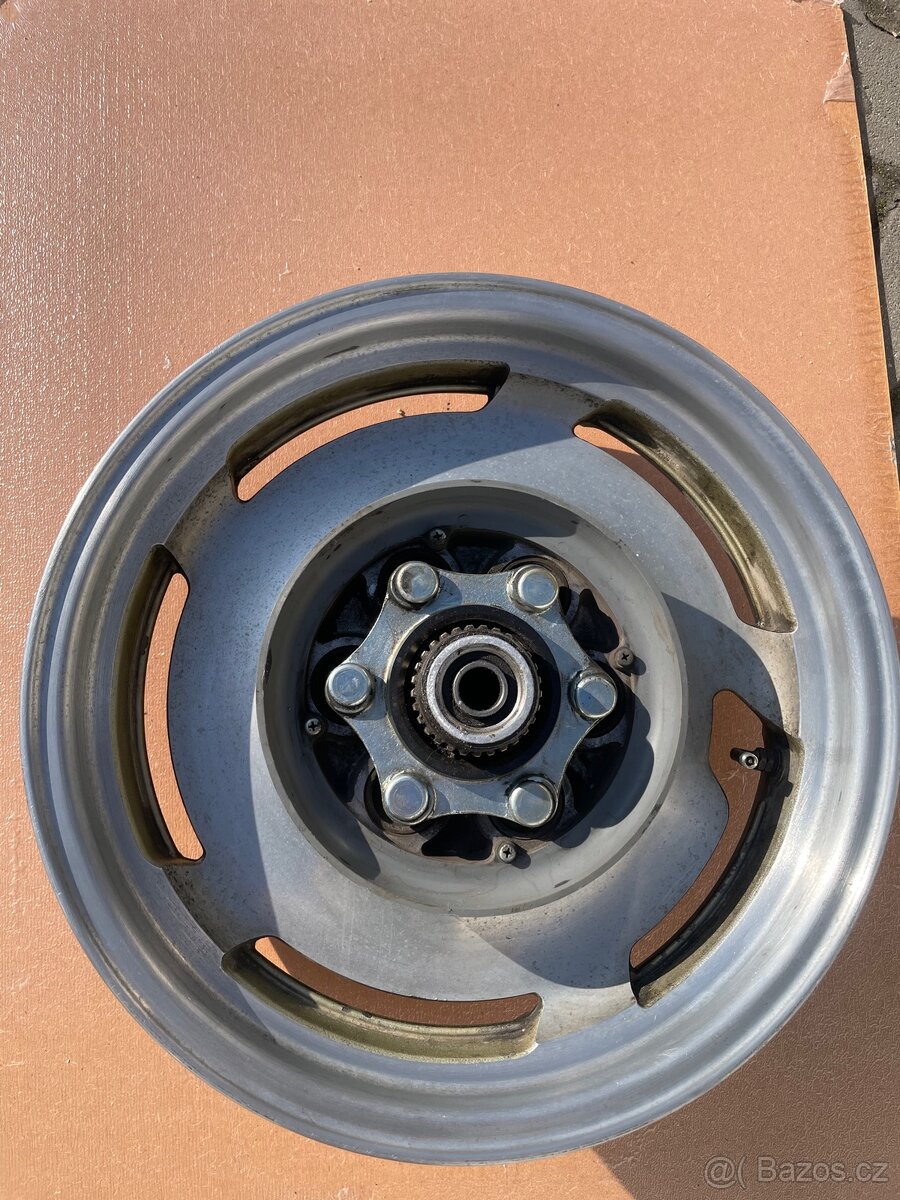 Yamaha v max 1200 - 9