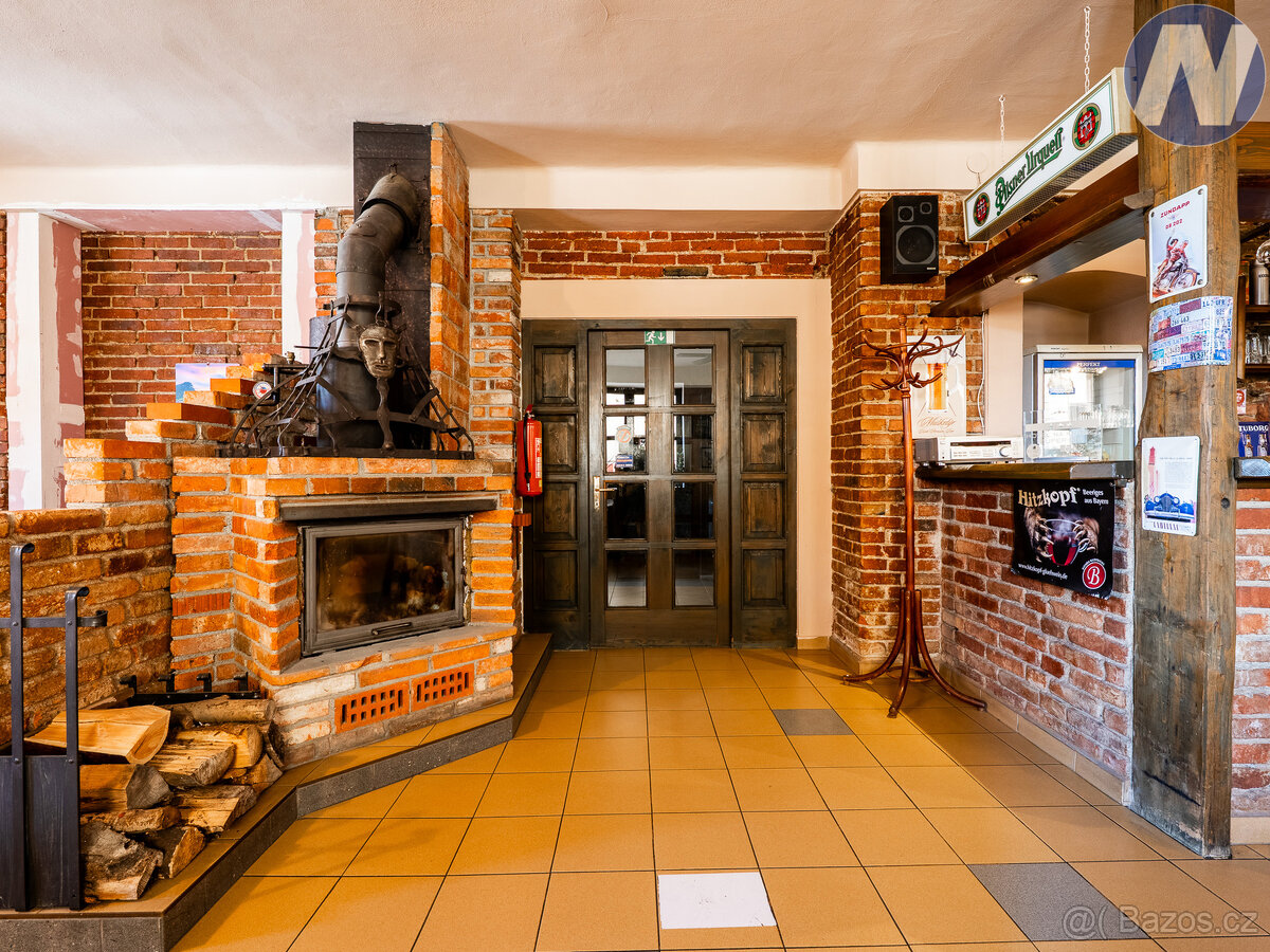 Prodej komerčního objektu, Komenského, Husinec - 9