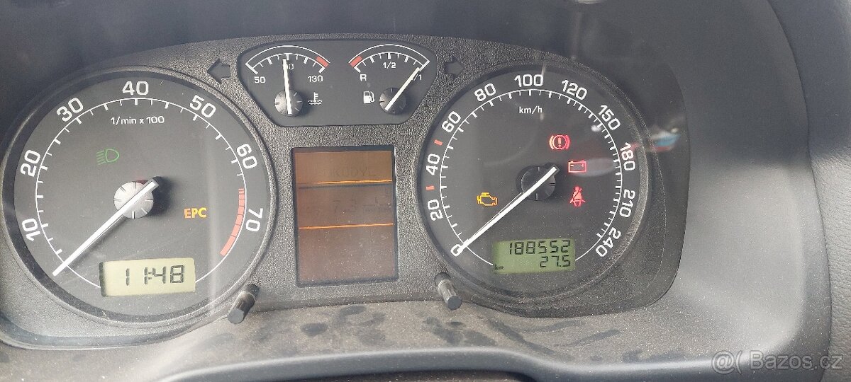 Škoda Octavia 2.0, 85kw, benzín - 9