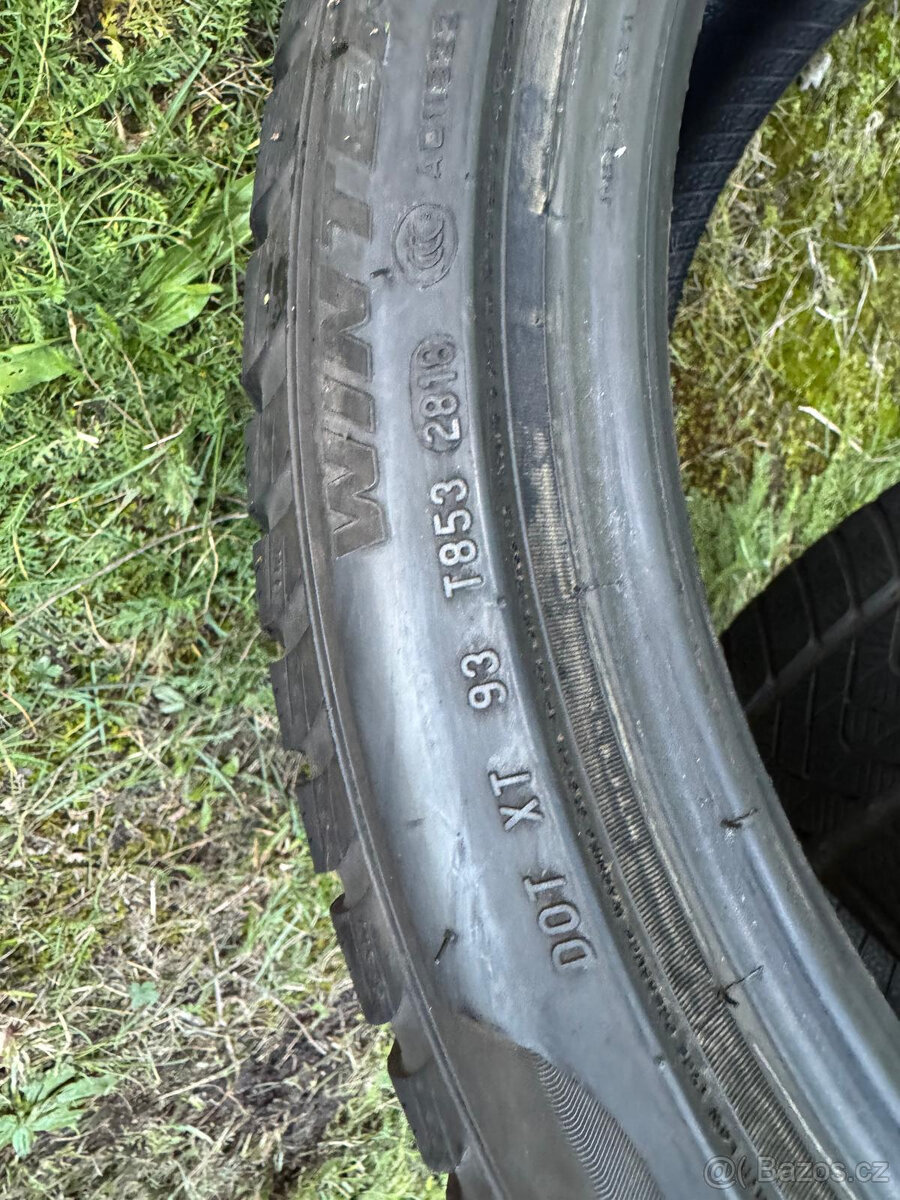zimní pneu Pirelli sottozero 3 245/45/19 275/35/19 5,5-6mm - 9