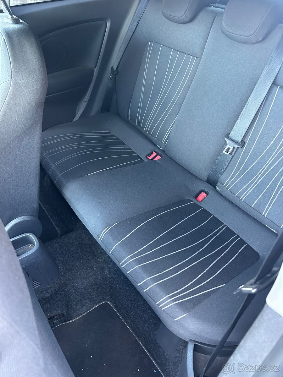 Opel Corsa D 1.2 16V benzín 4válec - 9