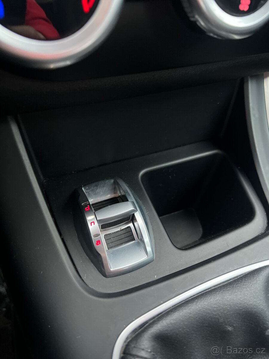 Alfa Romeo Giulietta JTD - 9