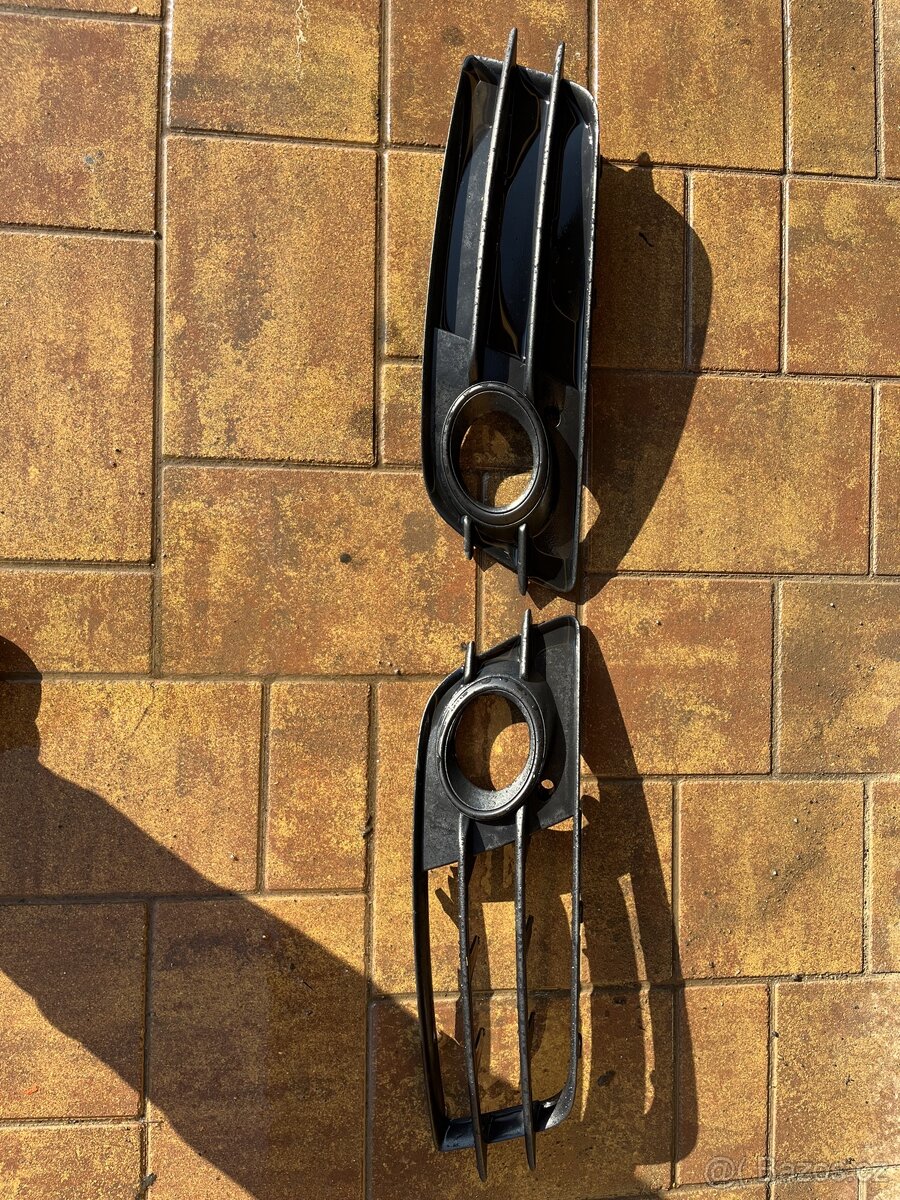 Mřížky nárazníku Audi A4/S4 + mlhovka - 9