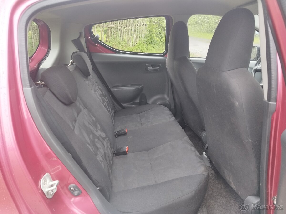 Suzuki Alto 1.0 i - 9