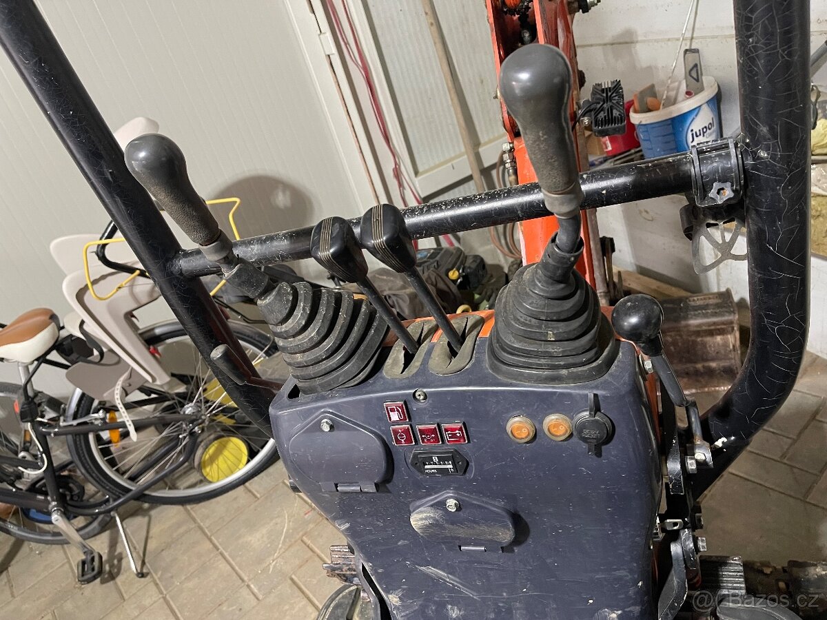 Kubota K008 - 3 minibager - 9