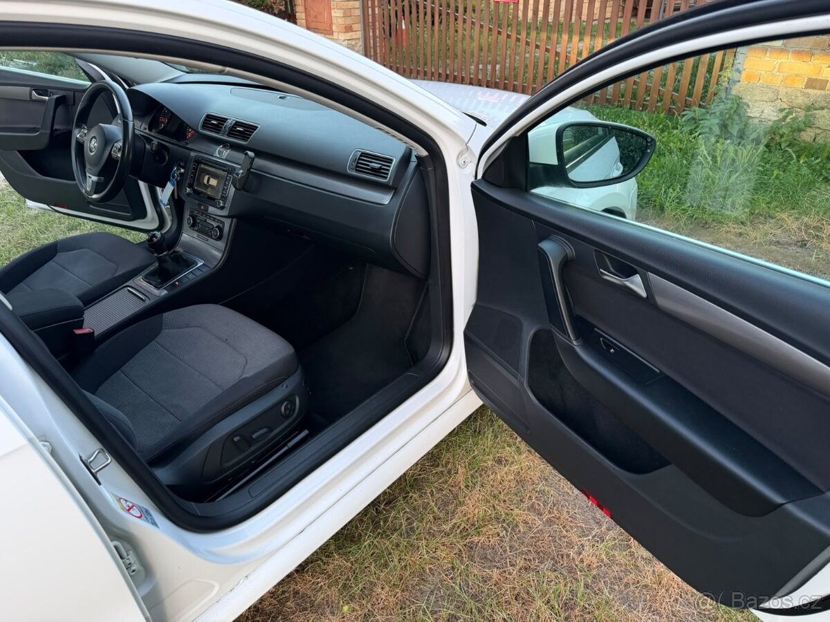 VW PASSAT B7 1.6 TDI - 9