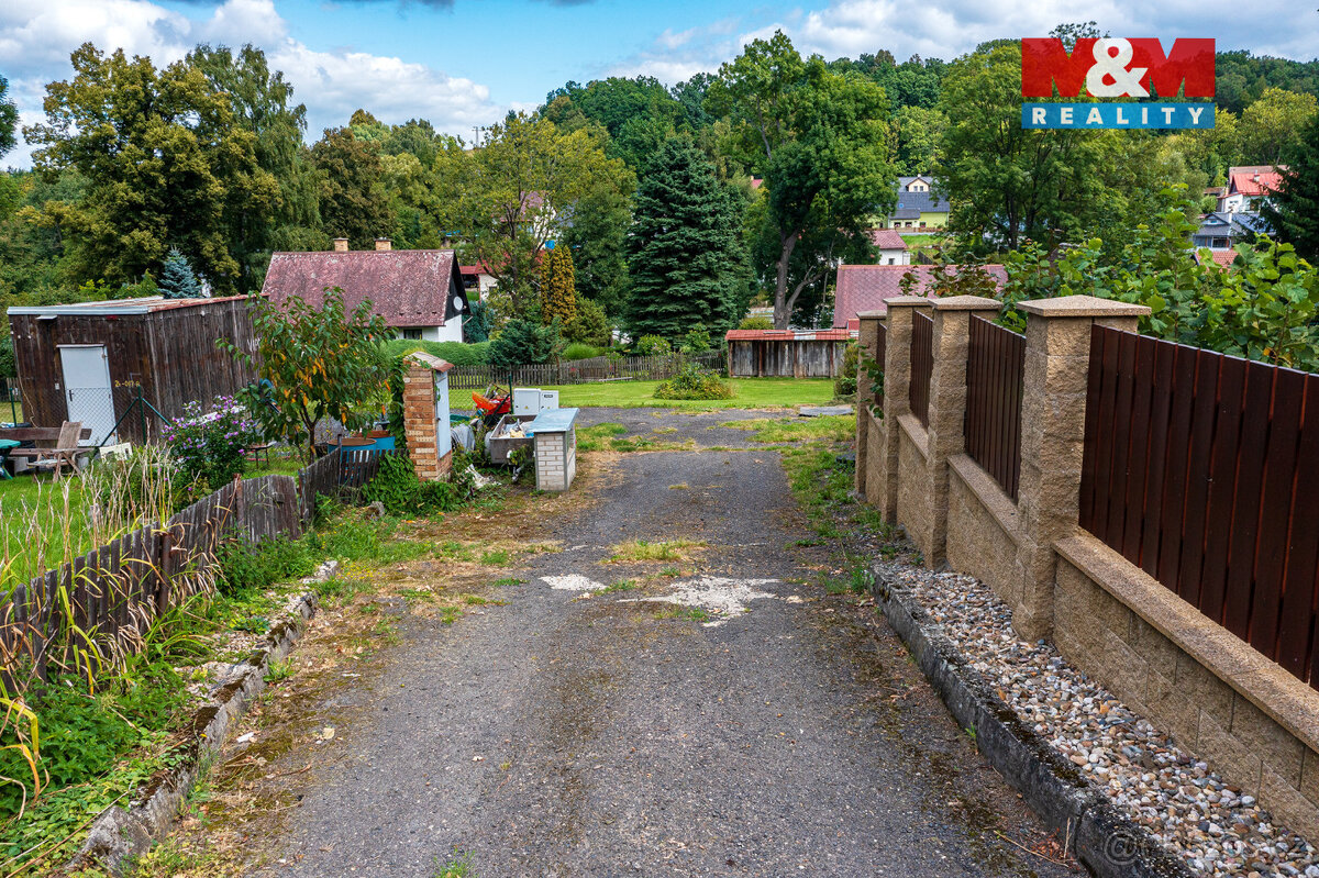 Prodej pozemku k bydlení, 1380 m², Růžová - 9