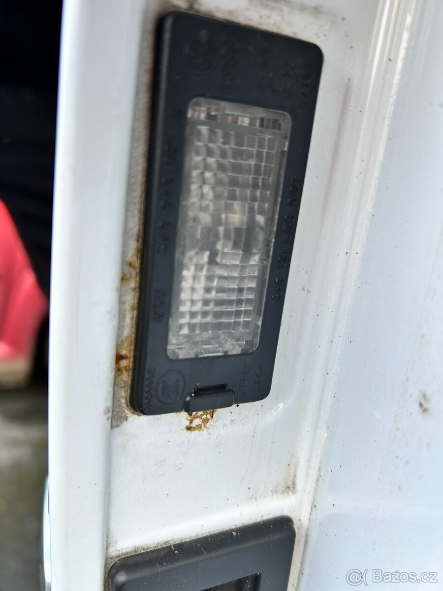 Páté dveře Octavia 3 kombi barva bílá - 9