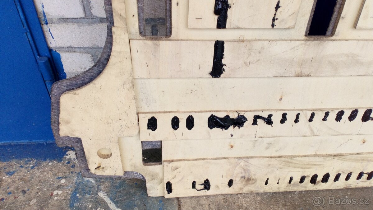 Podlaha Multivan T4 - 9