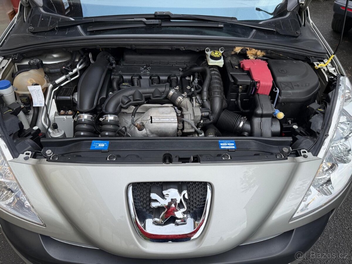 Peugeot 308 1,6i - 9