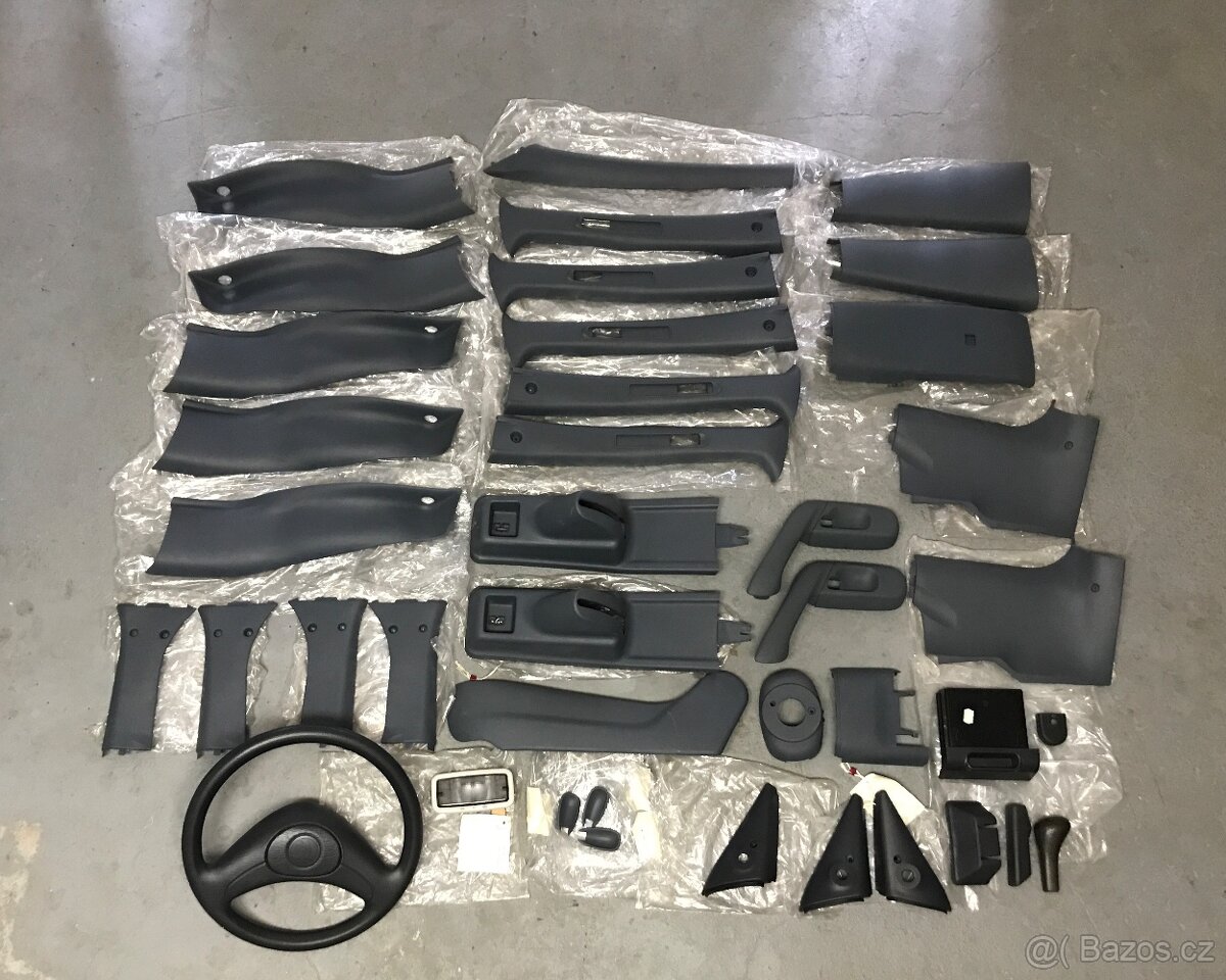 ŠKODA FELICIA Zákrytný panel předních dveří horní - 9