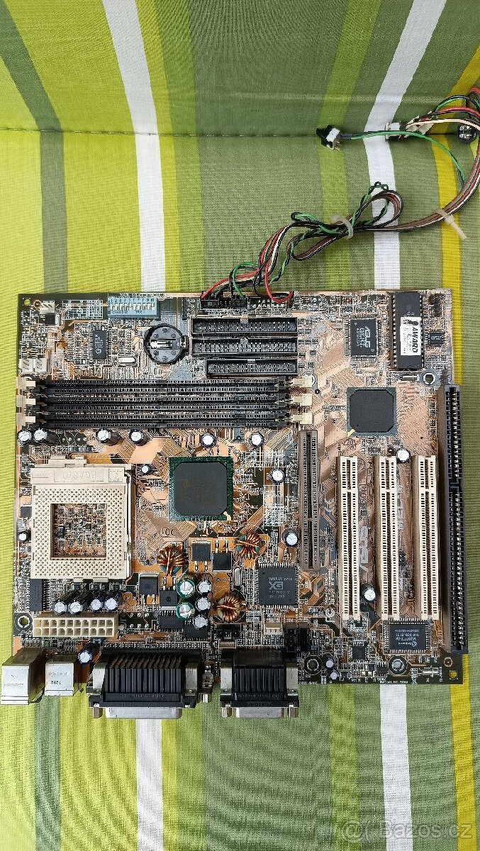 Základní desky - 9