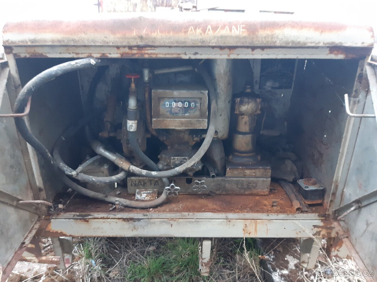 Tankovací vozík - 9