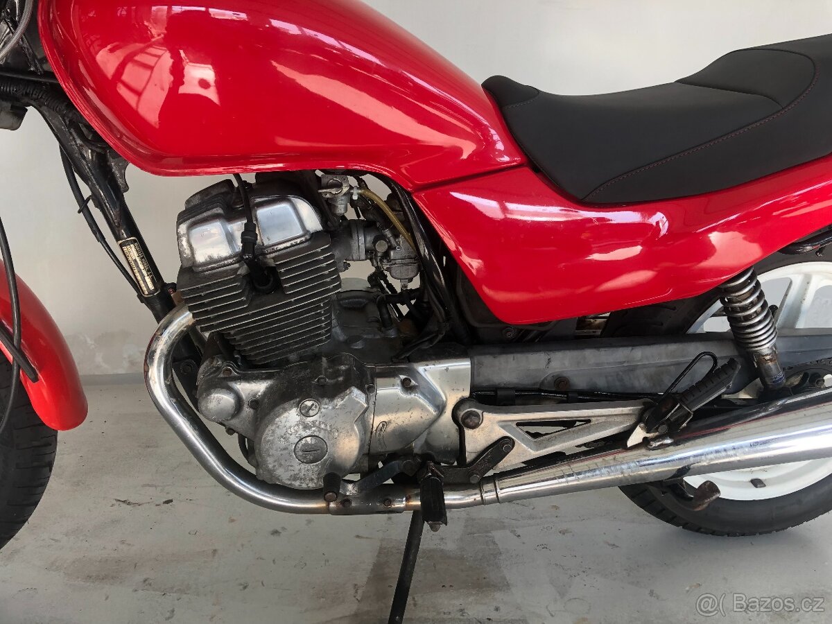 Honda CB250 - 9