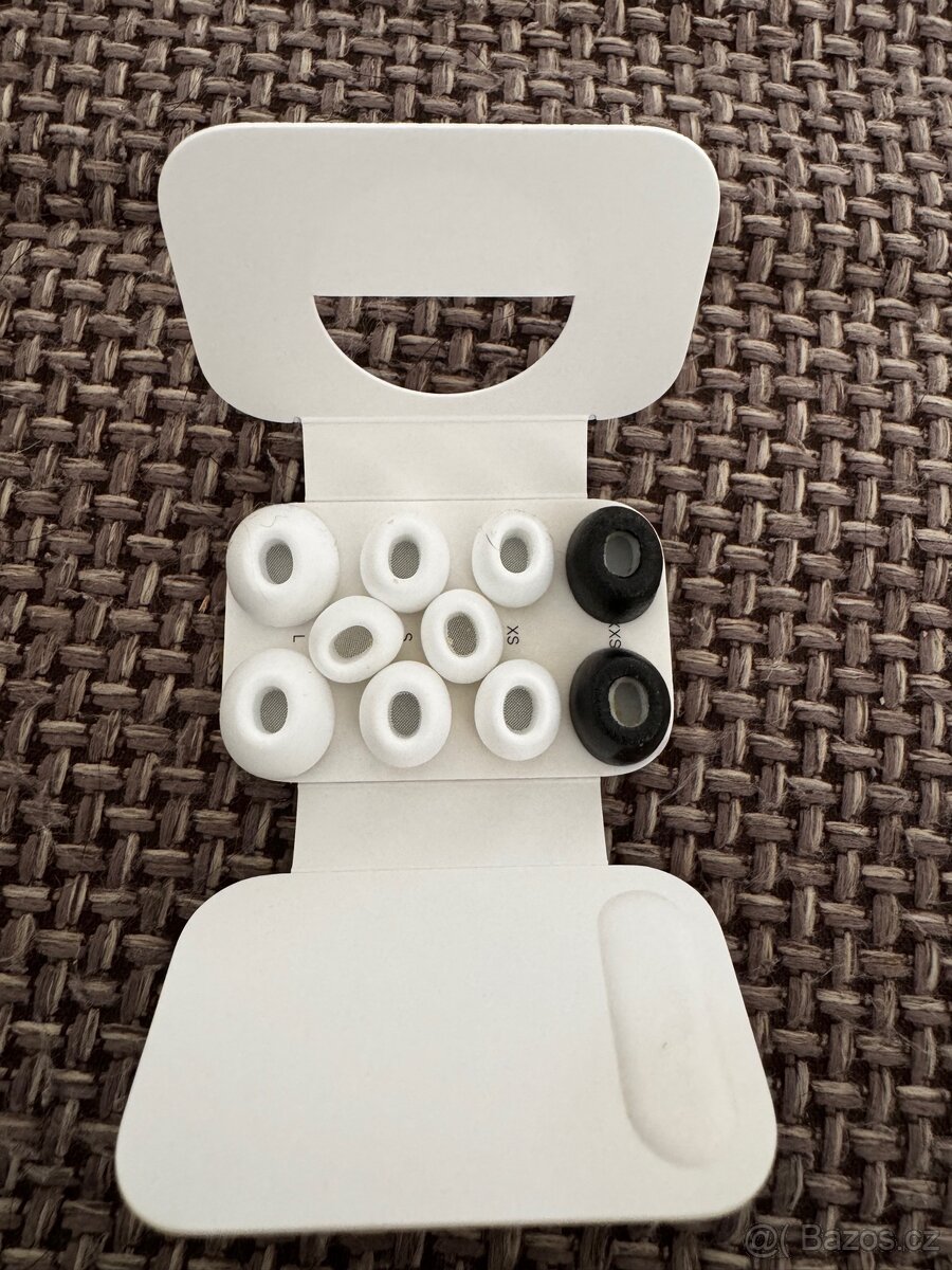 AirPods pro 3 - 9