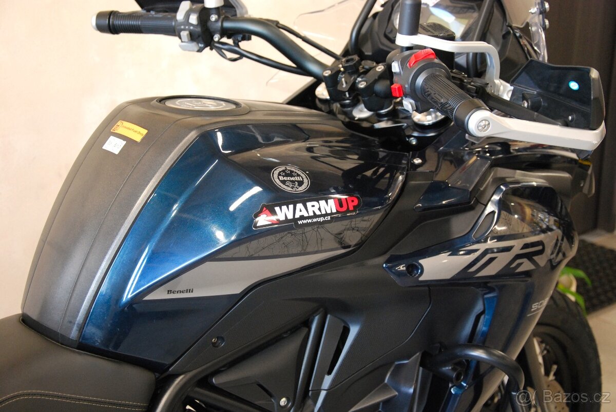 Benelli TRK 502 X - VÝPRODEJ,hezký stav,původ ČR,po 2. maj. - 9