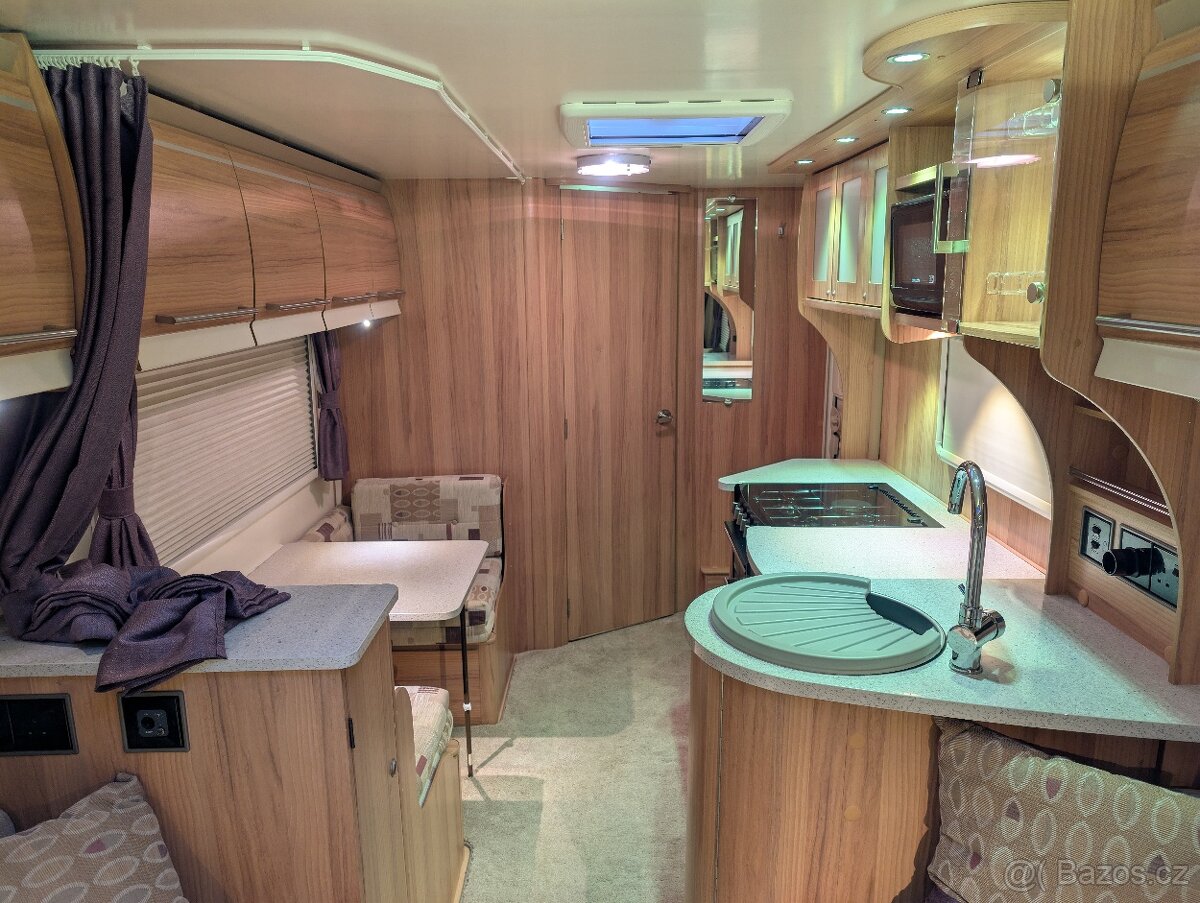 BAILEY UNICORN 2 MADRID 2014,MOVER,ALDE,VELKÁ KOUPELNA,ATC - 9