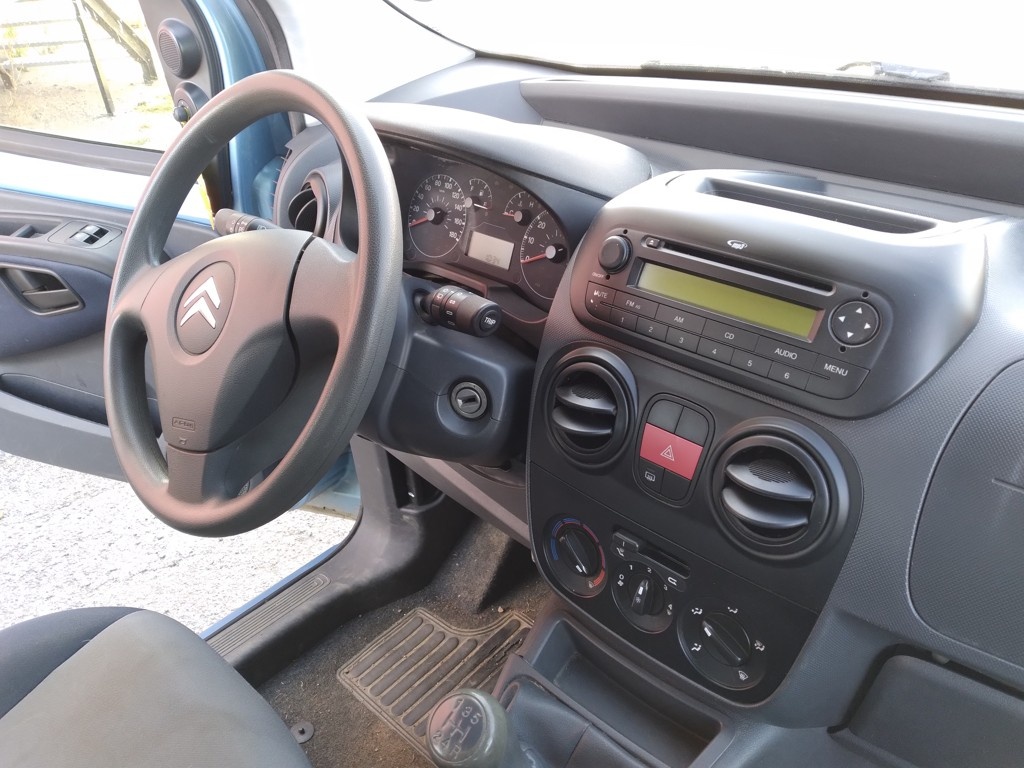 CITROEN NEMO 1.4 i KLIMA, 5 MÍST - 9