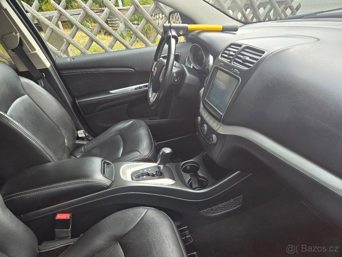 Fiat Freemont Lounge AWD 7 míst Kůže - 9