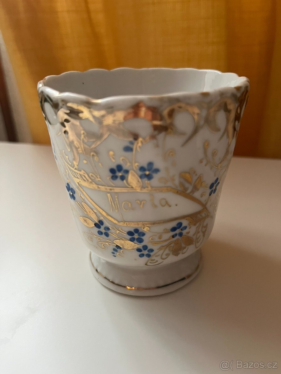 Starý hrneček, zlacený, nápis Marta - 9
