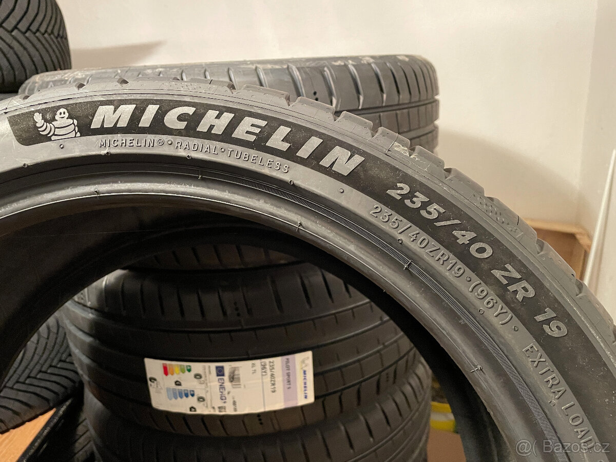 NOVÉ MICHELIN PILOT SPORT 5 235/40/19 96Y XL FR DOT2024 - 9