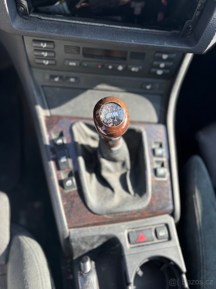 BMW e46 330D Mpaket manuál touring facelift - 9