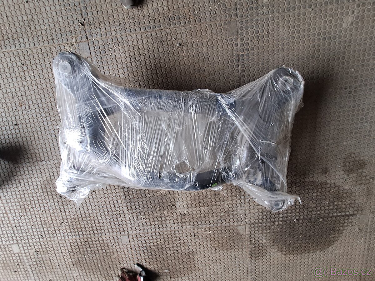 bmw m3 e92 díly - 9