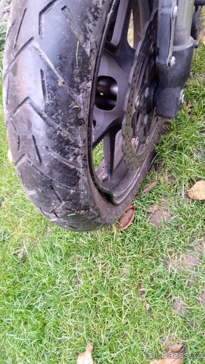 Kawasaki Versys 650 - 9