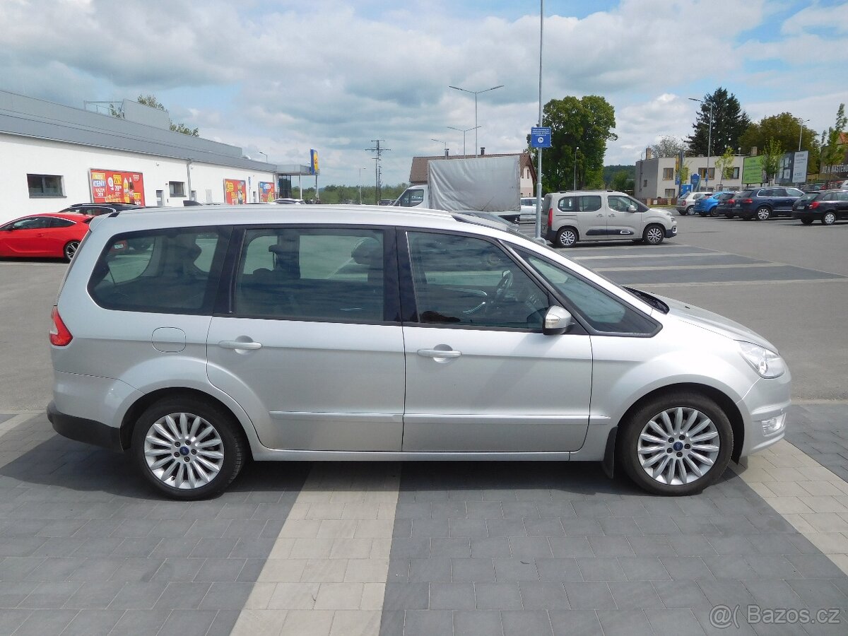 Ford Galaxy 2.0TDCi Family, 100 kW, Aut. klima, 7. Míst - 9