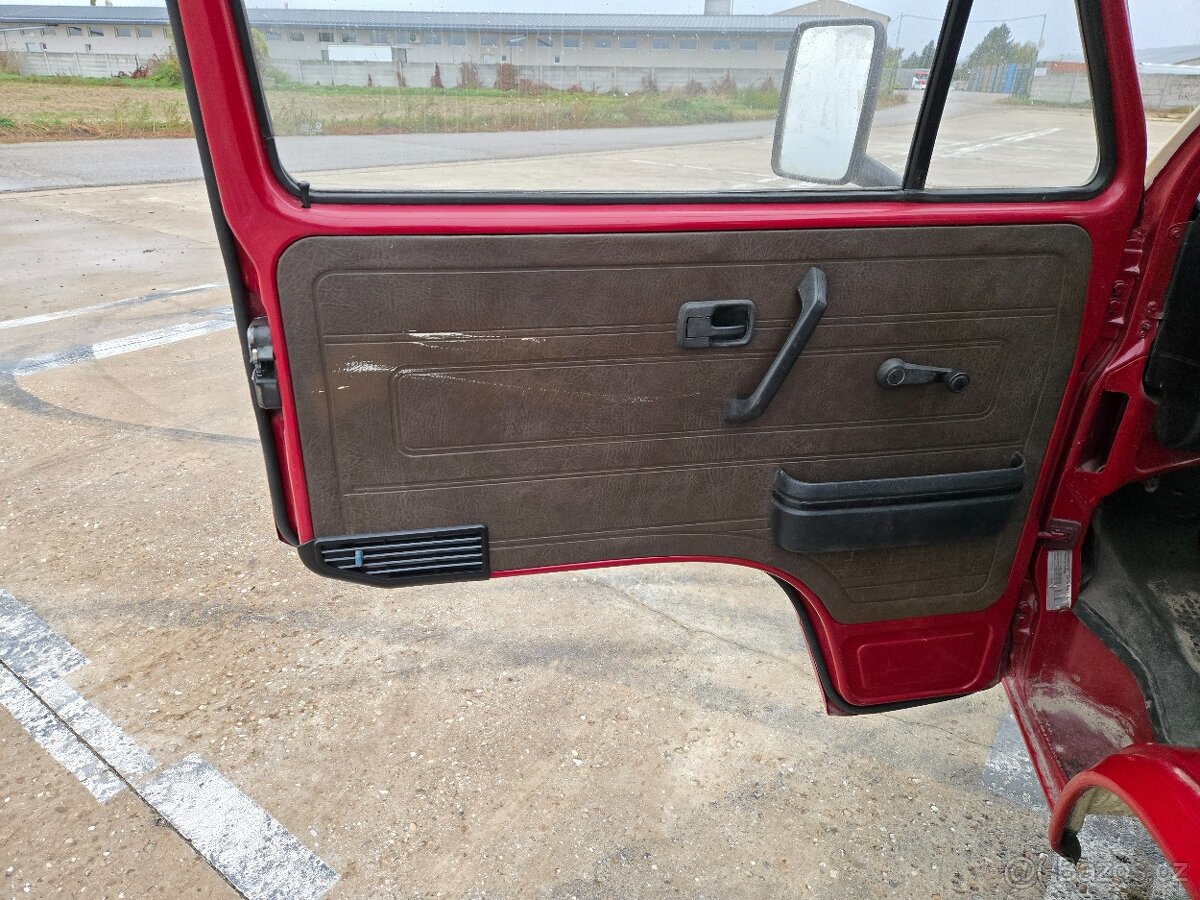 Volkswagen transporter T3 bus 1.6d - 9