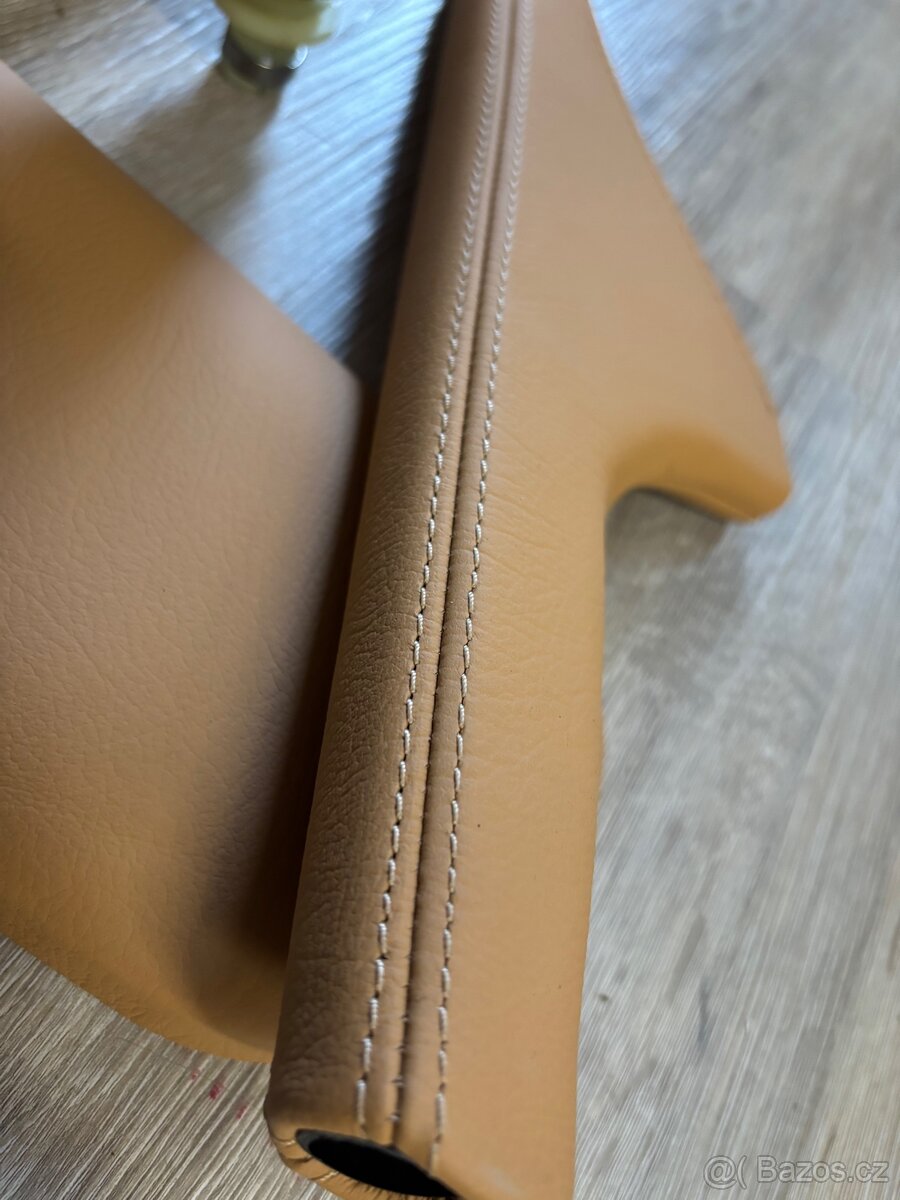 Škoda Octavia 1, Laurin a Klement - 9