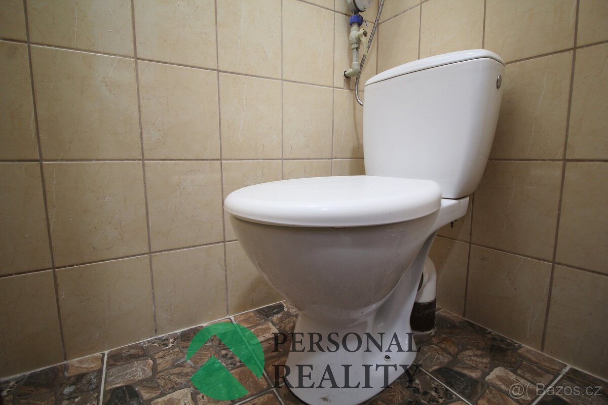 Pronájem bytu 2+1 59 m², Karlovy Vary - Rybáře, ev.č. 02677 - 9