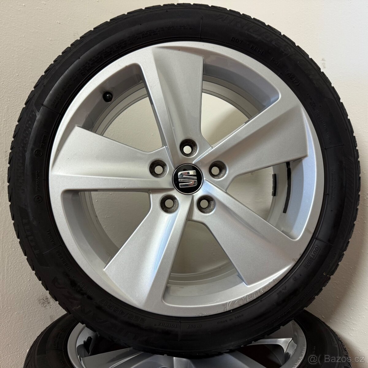 SEAT LEON FR 5x112 R17 ET51+LETNÍ 225/45R17 5mm - 9