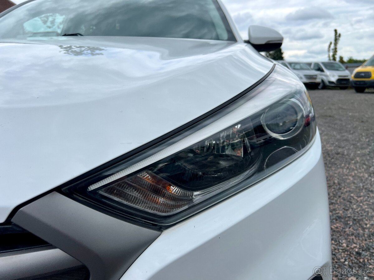 Hyundai Tucson 1.7 CRDi 85 kW Servis,Stav,Výhřevy - 9